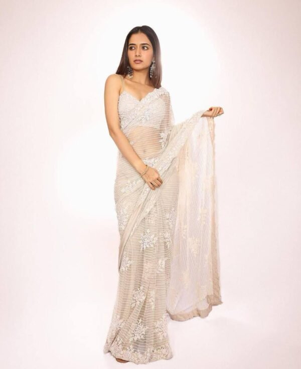 New Arrival – Sophisticated, Stunning & Subtle Soft Net Saree 🤍