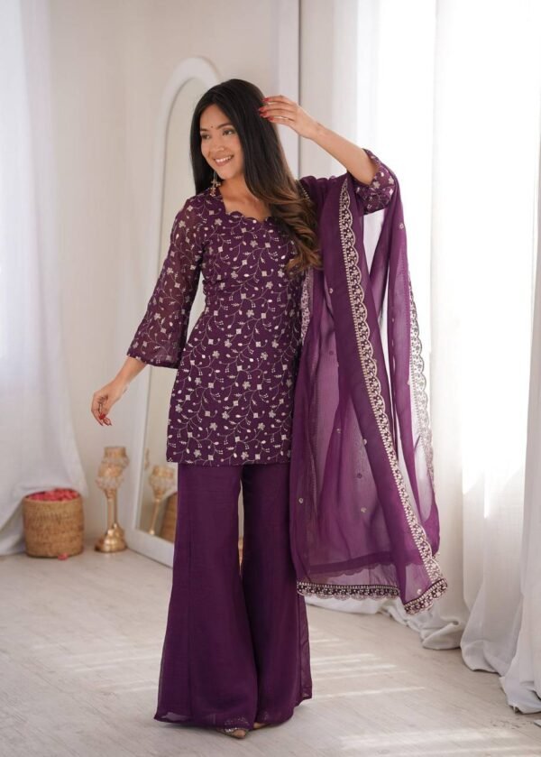 Bell Bottoms Suit Set in Embroidery Sequence and Jari Work